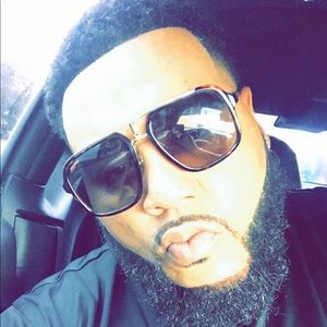 Meet your Posher, Antonio